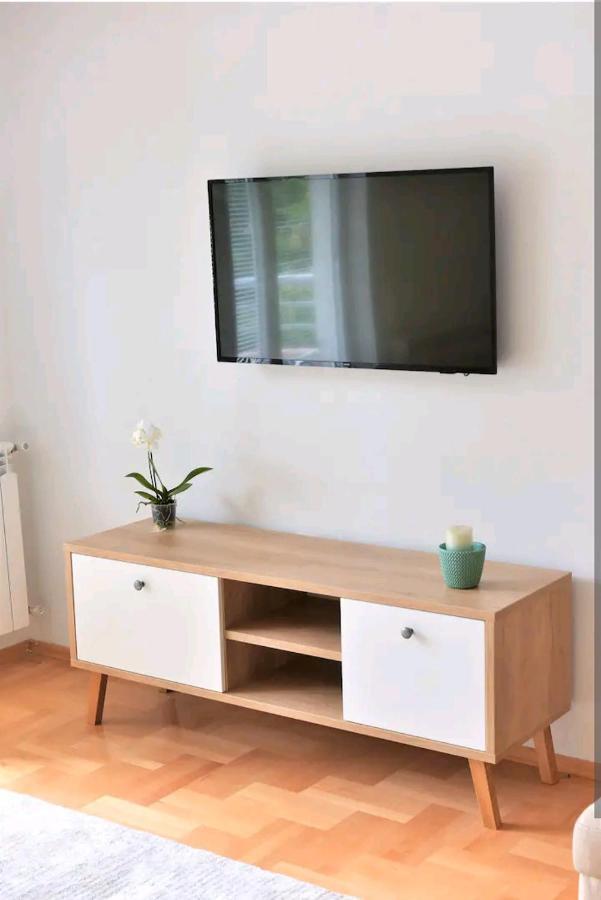 Milica Apartments Скопие Екстериор снимка