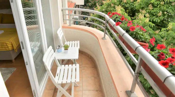 Milica Apartments Скопие Екстериор снимка