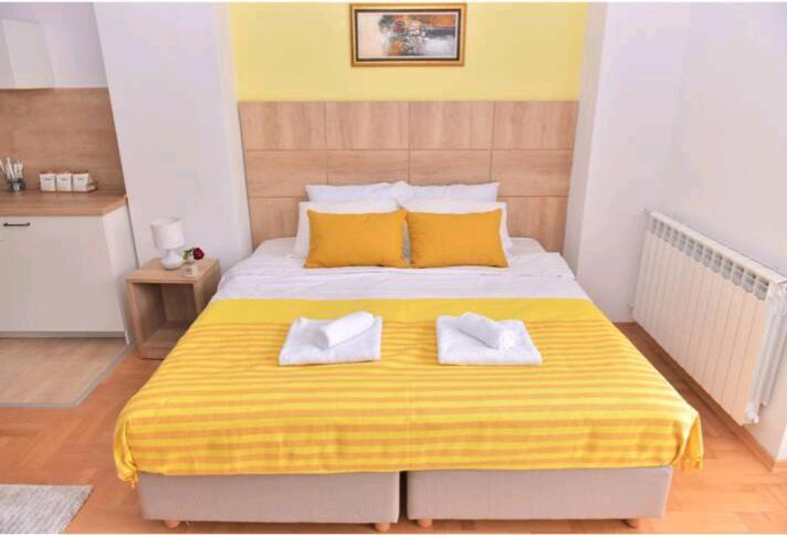 Milica Apartments Скопие Екстериор снимка